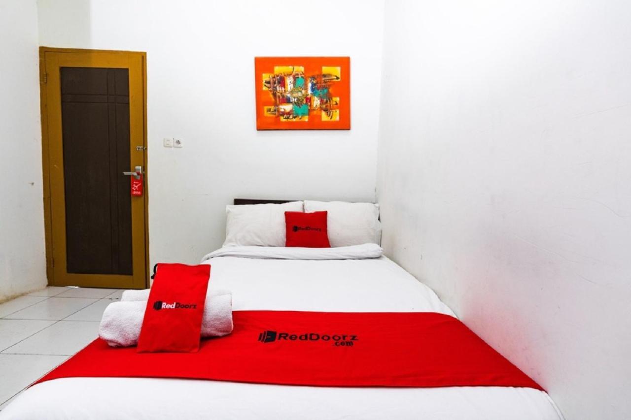 Reddoorz @ Hertasning Area 2 Macasar Exterior foto