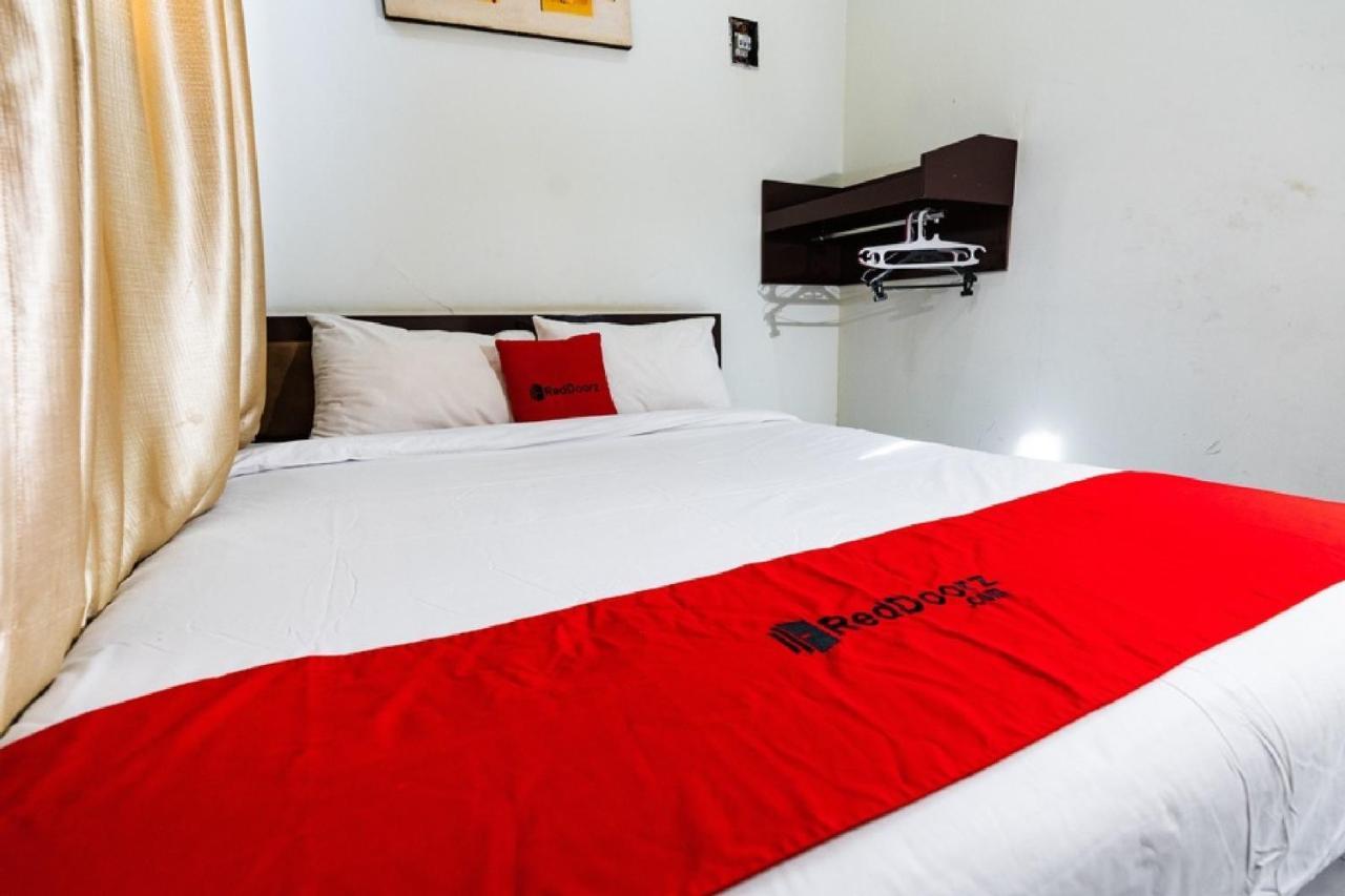 Reddoorz @ Hertasning Area 2 Macasar Exterior foto